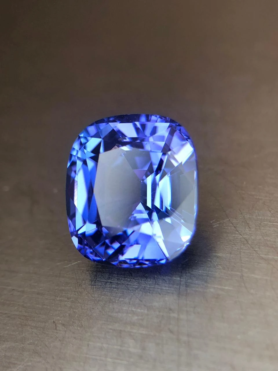 Tanzanite 5.3 carat, AA Grade in Step Cushion Cut — view 5